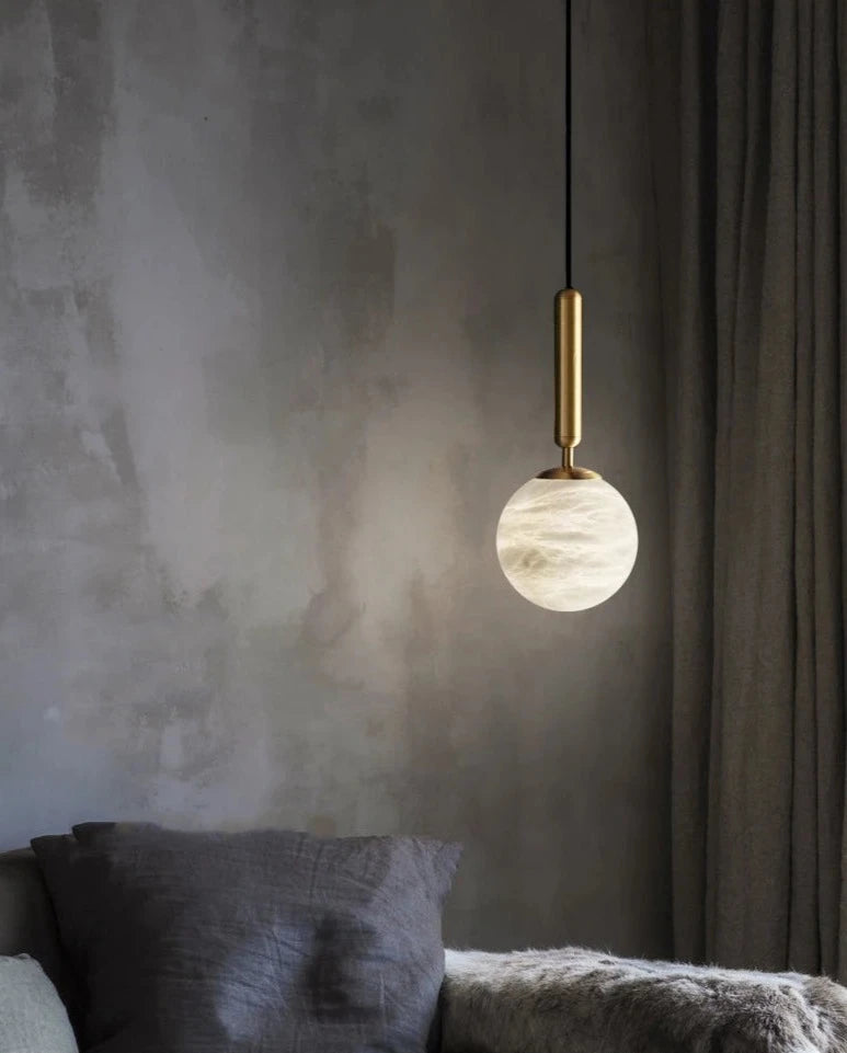 Mia - Pendant - Alabaster & Gold